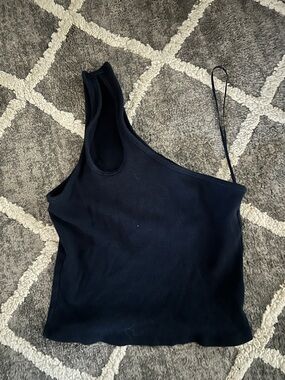 Black One-Shoulder Ribbed Tank Top